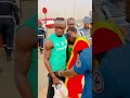 اخلاق ساديو مانيه تجبرك أن تحب هذا اللاعب يقول لمشجع سأتصل عليك 
