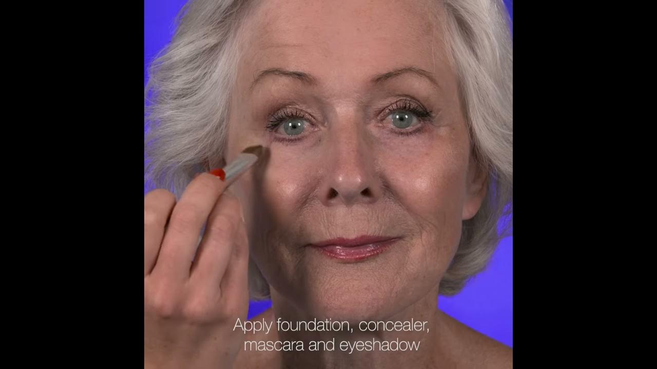 Anew Platinum Instant Eye Smoother How To Apply - YouTube
