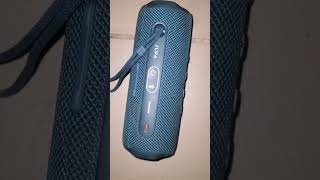 jbl flip 6 Making Alarm Noise when plugged - jbl light flashing issue