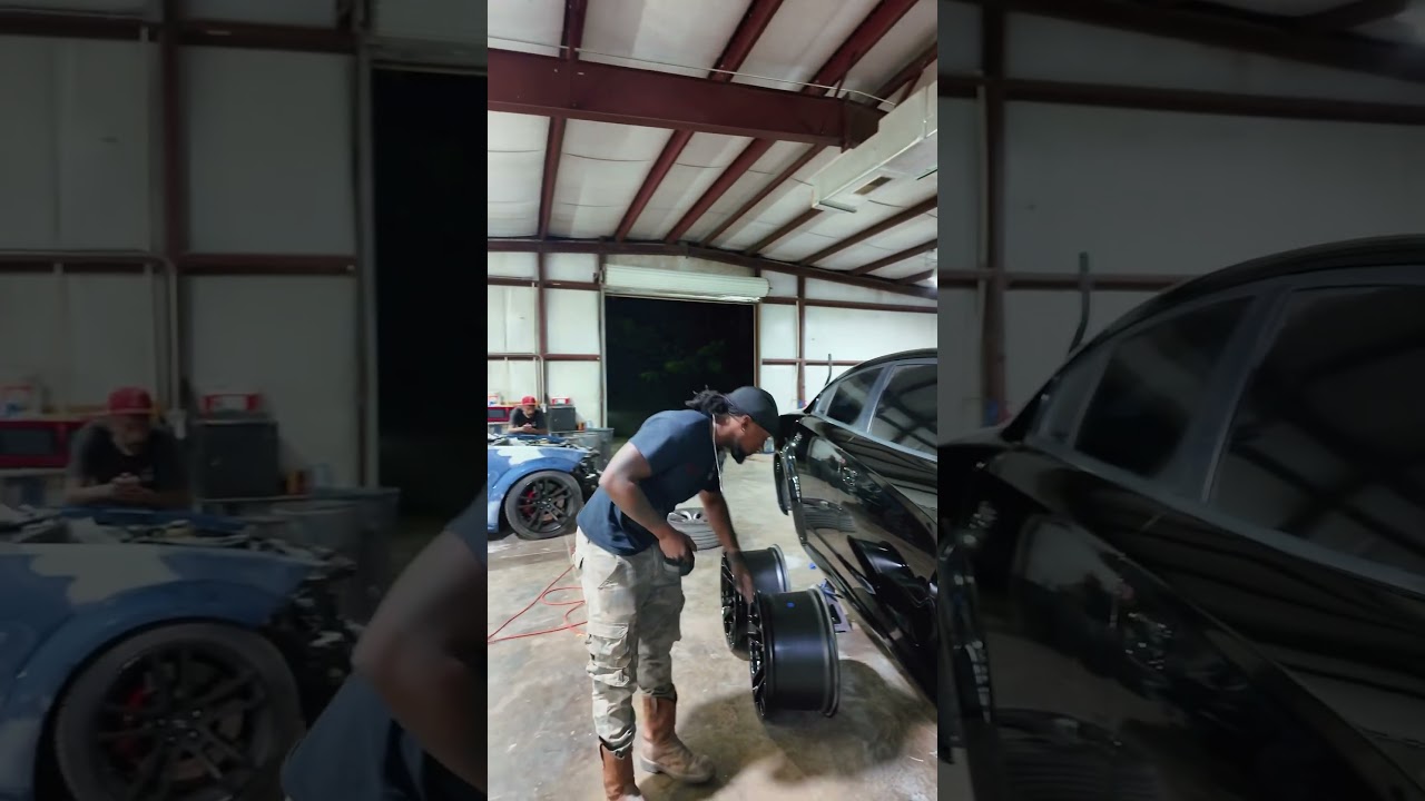 Широкоугольный обвес с небольшим зеленым слоем поверх черного просто закрепил сделку 😎