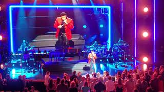 Video thumbnail of "Lionel Richie Three Times a Lady Vegas 09-24-21"