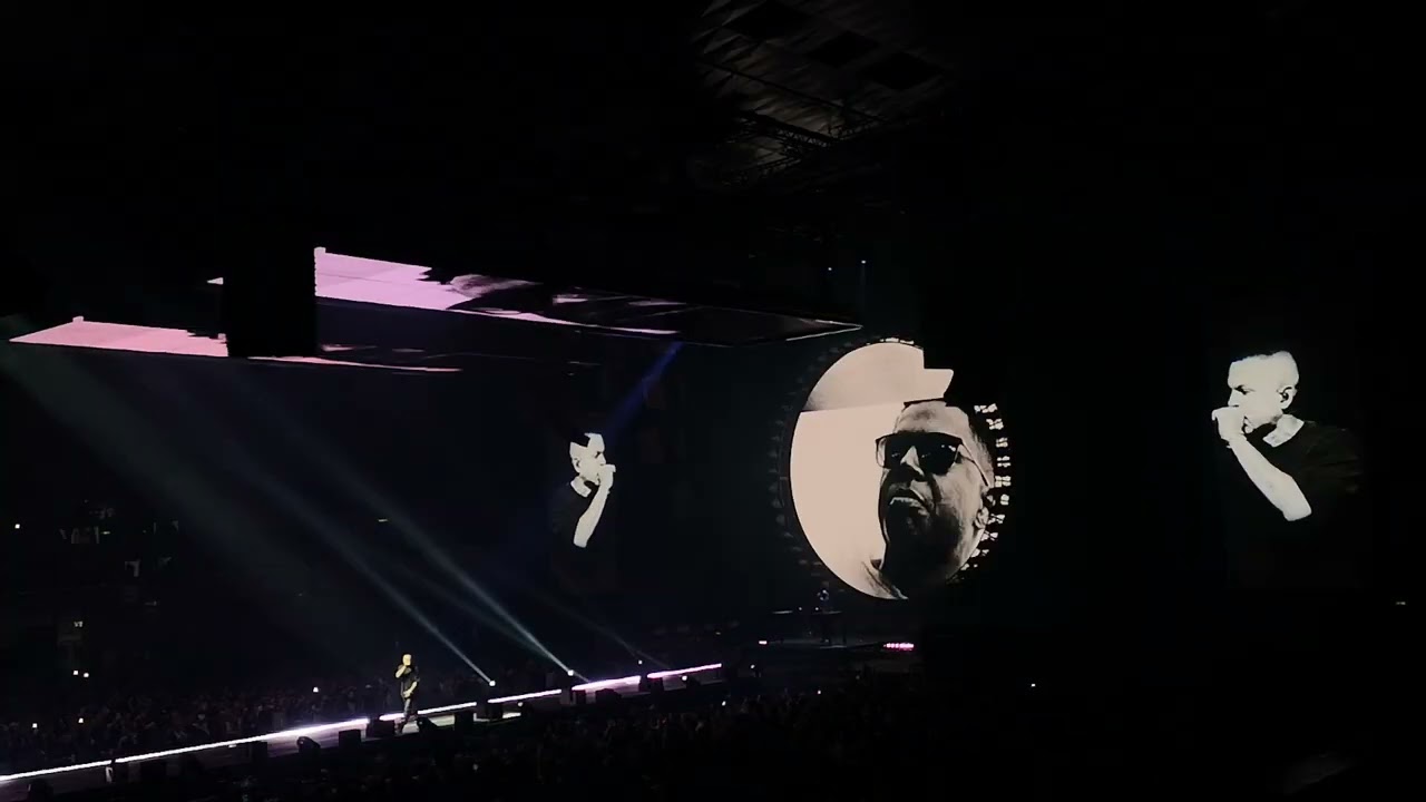 Luciano Seductive Tour 2024 in Vienna: Luciano performing Flex | Olga Todorovic