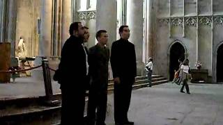 DSCN0837.AVI 4 Russian men singing in the chapel at Carcasson France