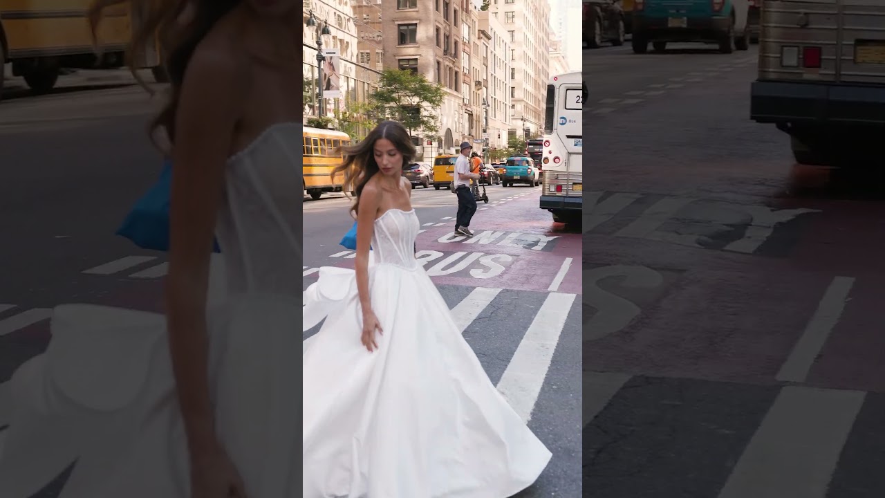 A Chic and Modern New York City Bride 