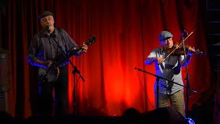 Fox And Branch  Georgia Buck