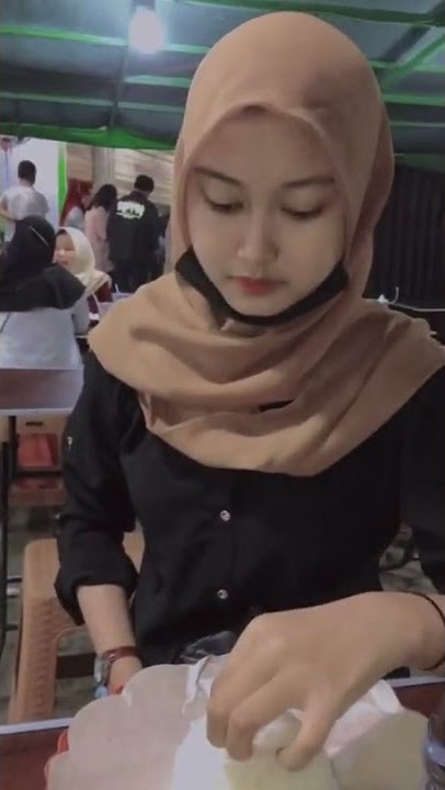 STORY WA HALU MAKAN SAMA CEWEK BUAT MANASIN MANTAN!!