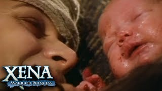 Xena salva o bebê centauro de Ephiny | Xena: A Princesa Guerreira