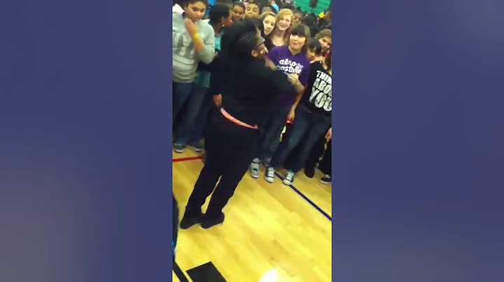 Girl vs. boy at a battle dance