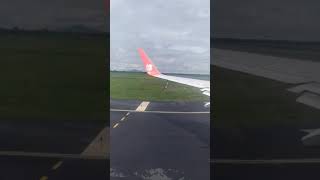 Download Lagu Vidio pesawat Lion air lepas landas!!dari bandara lombok ke Jakarta MP3