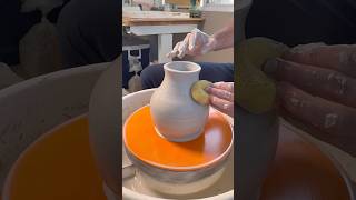 Making a vase! #pottery #creativity #ceramic #ceramic art