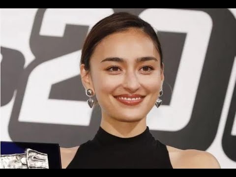 長谷川潤さん、涙流す写真をあえて公開したワケ。4年前に結婚生活の崩壊で「完全に自分を見失った」【セレブニュース】