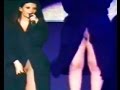 Laura Pausini, fuori programma hot