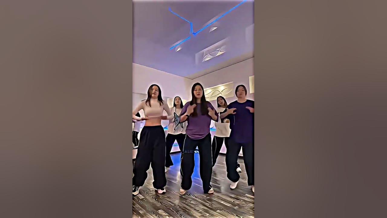 la mama de la mama - el alfa ❤️🫶🏾 #tiktok #dance #trending la mama de la mama - el alfa ❤️🫶🏾 #tiktok #dance #trending