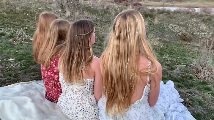 Telfono Music Video