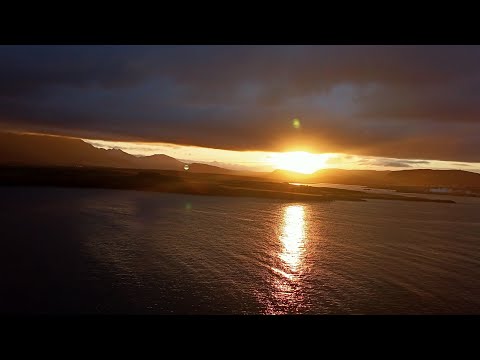 Video: Jaungada vakars Reikjavīkā, Islandē
