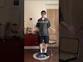 シルエットと素材感が素晴らしいハーフパンツ。座った時にシワになったりしないのが意外と助かる。