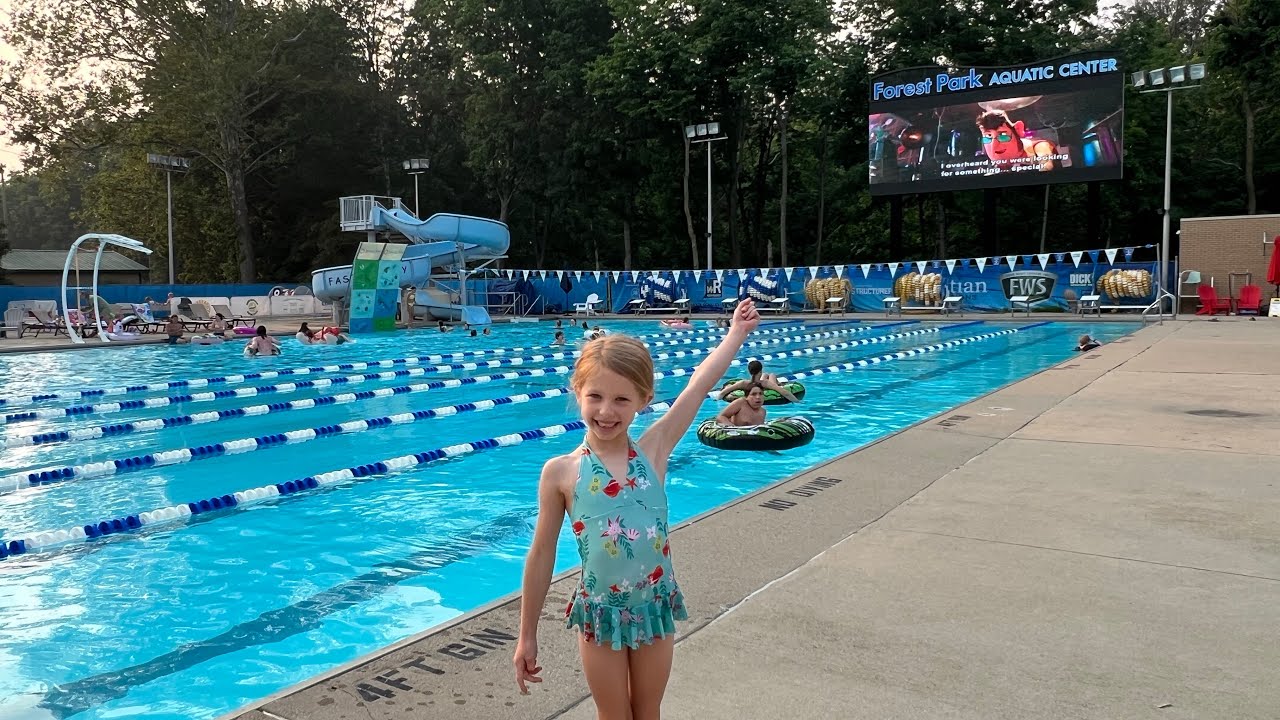 Forest Park Aquatic Center - Flix and Floats Minions Rise of Gru
