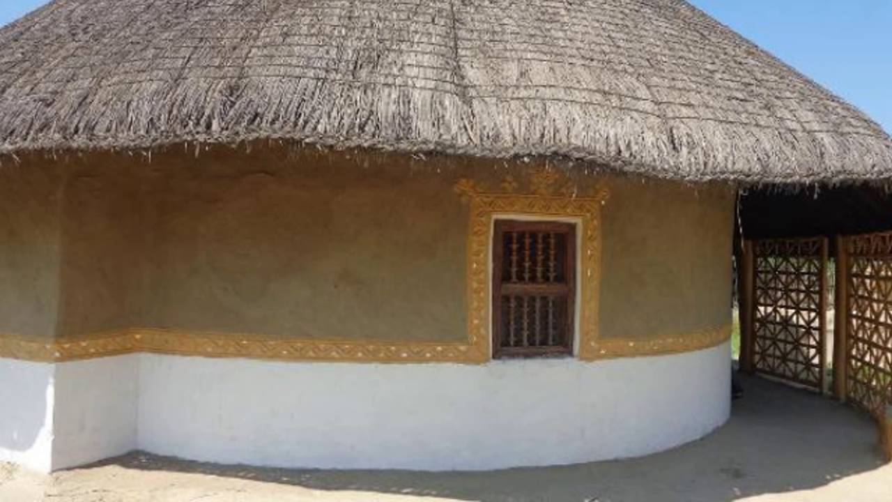 Bhunga Mud House at Kutch YouTube