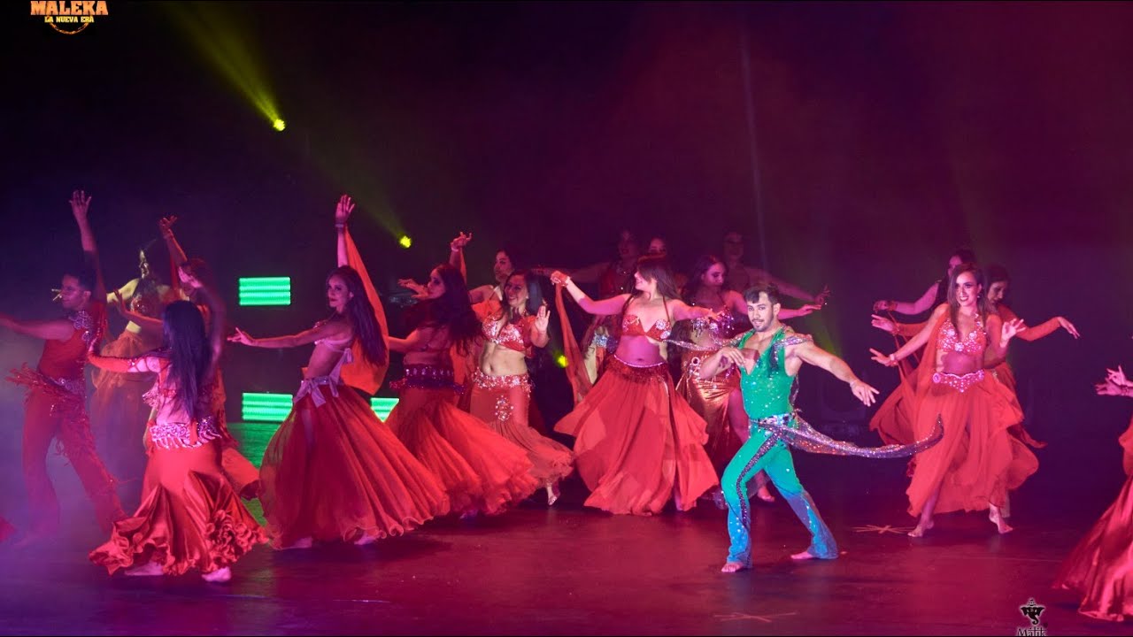 César Insaurralde & Afroditas Bellydance Company , Entrada Oriental Aziza en 