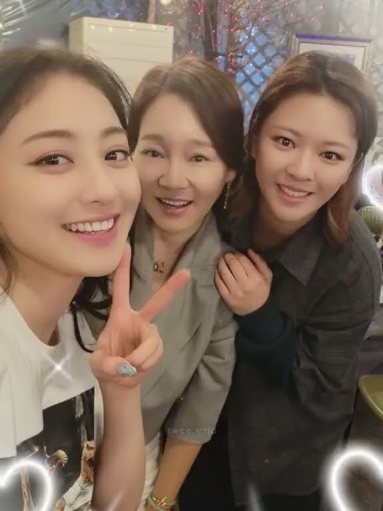 TWICE family members went in their concert 🤗 #kpopedit #twiceedit