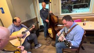 Highway 40 Blues/ Ihop Pickers