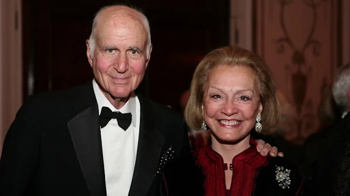 Barbara and Donald Jonas Receive Honorary Doctorates