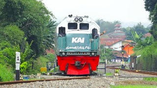 KERETA API MELAJU CEPAT‼️ MENEMUKAN 32 KERETA API FULL SEHARIAN