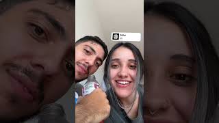 Fingindo Que Sei Todas As Músicas Para O Meu Namorado