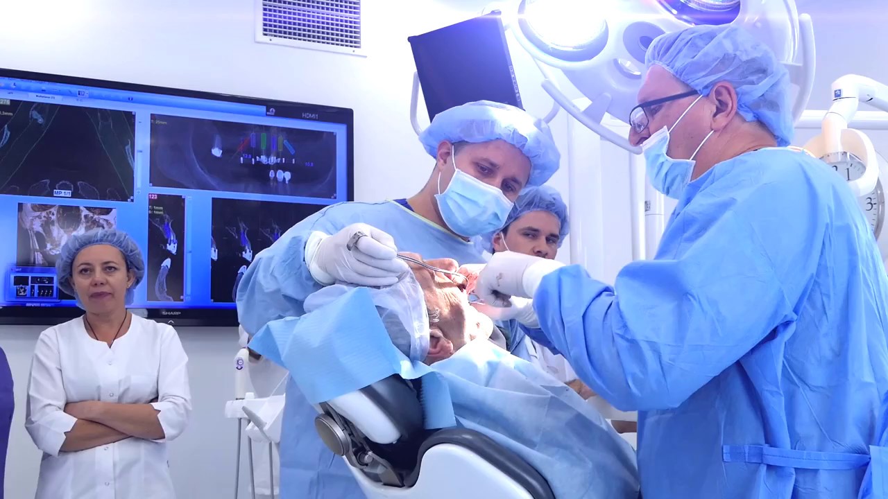 PRELUDIUM IMPLANTOLOGII - Praktyka na starcie