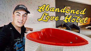 A Look Inside an Abandoned LOVE HOTEL with EVERYTHING Left Behind! Closed in 2021!