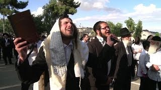 Orthodox Jews Protest At Disputed Jerusalem Site