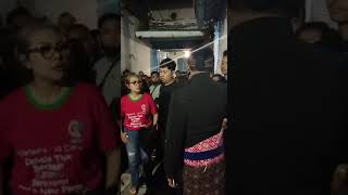 Download Lagu Kraton Surakarta!!!! Gusti Rumbai memaki-maki dan menampar Abdi Dalem Kraton Surakarta. MP3