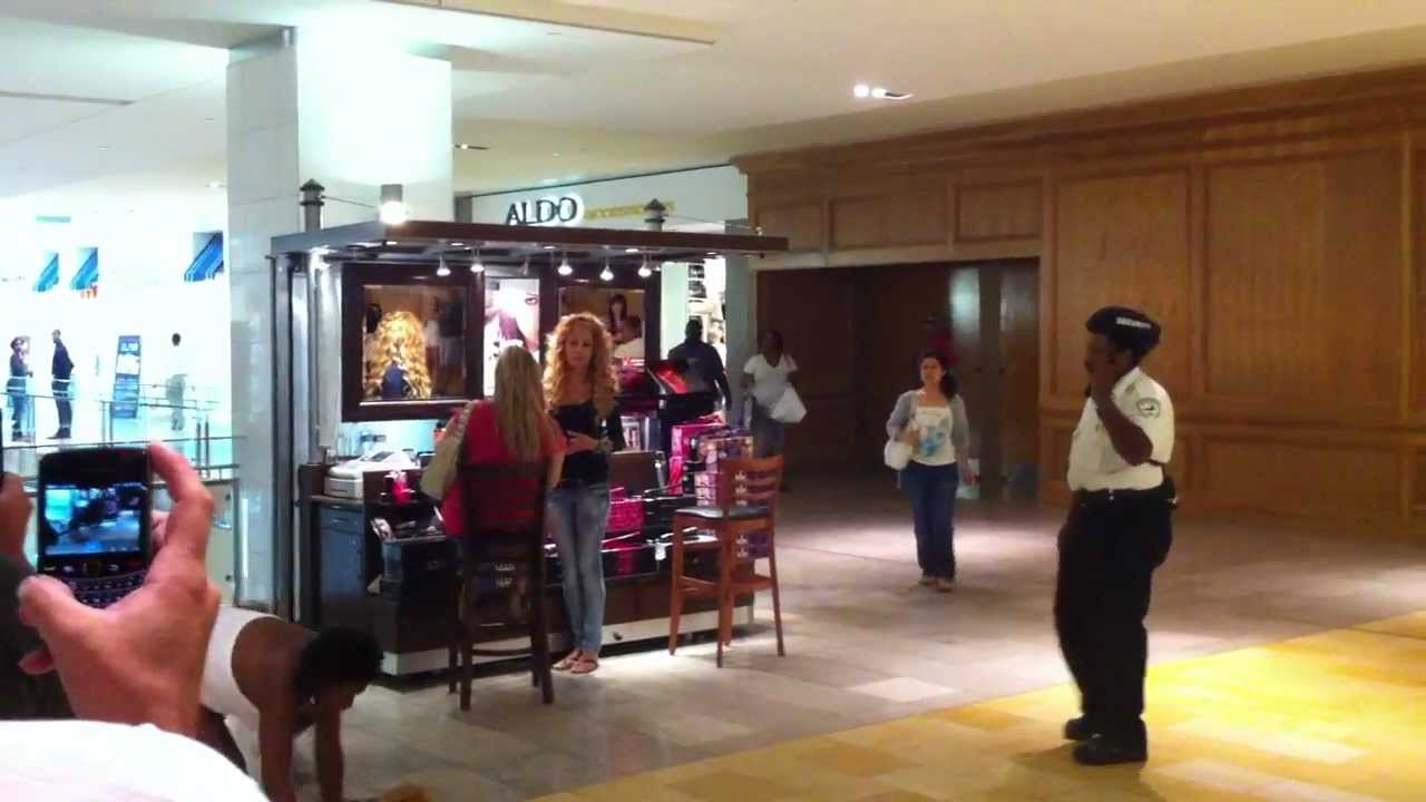 Houston Galleria Mall Fight