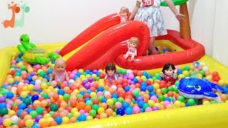メルちゃんとボールプール 遊び 滑り台 / Ball Pit Show for Kids and Mell-chan Doll