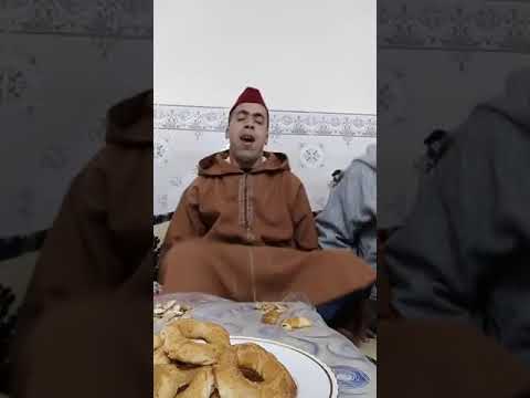 صلوا على النبي مادامت الدنيا و يا محمد يا سيدي وصلى الله عليك
