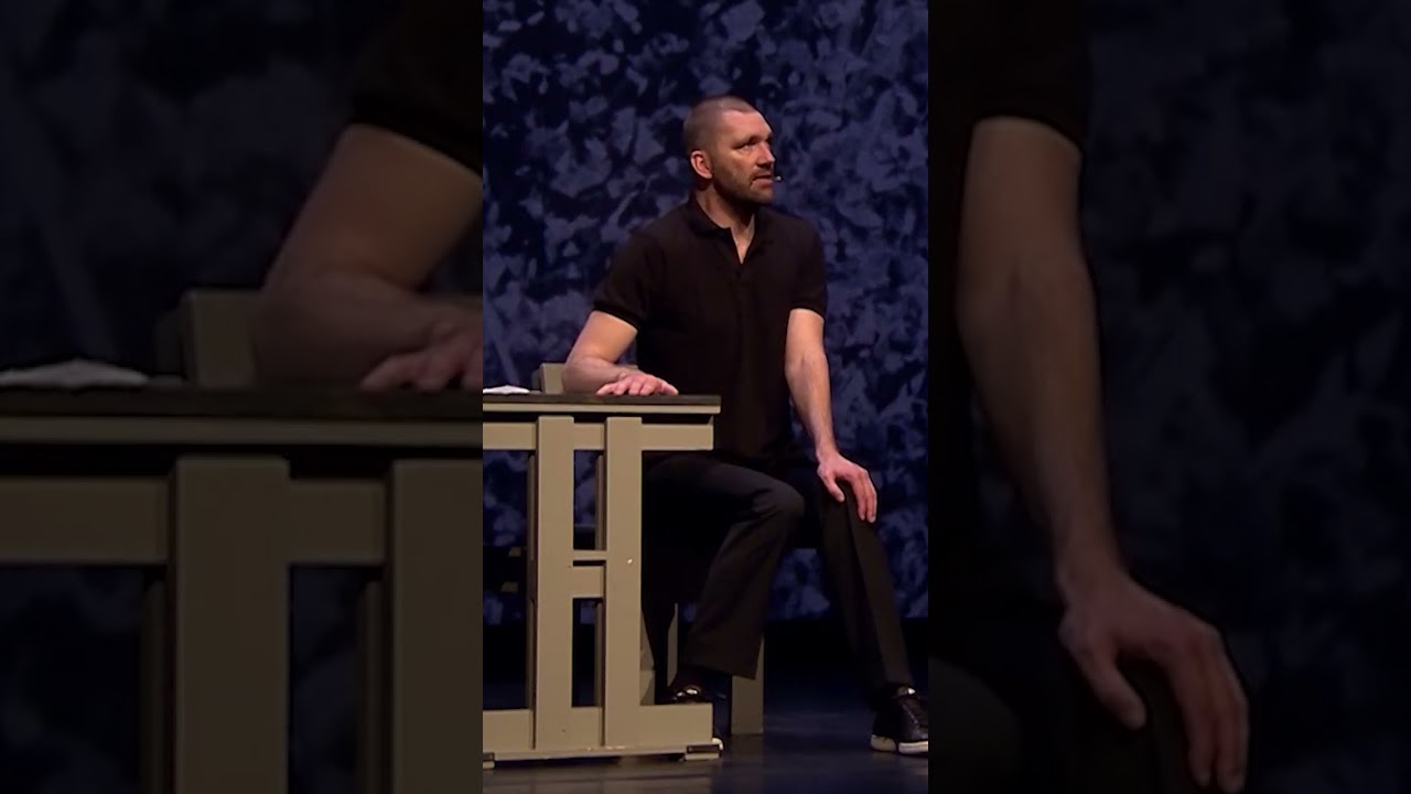 Theo Maassen:  Vibrerend eitje