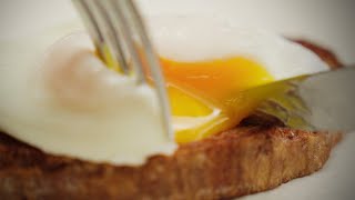 Do THIS to get perfect Poached Eggs every time!