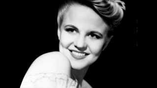 Vignette de la vidéo "Peggy lee - Georgia on my mind"