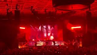 Motionless In White - Slaughterhouse with Bryan Garris Of Knocked Loose Live