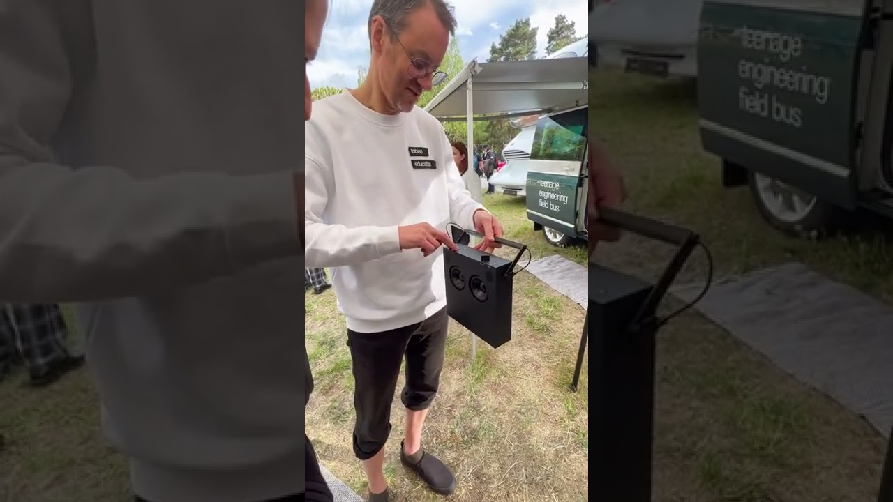 Watch He’s just playing around with the OB-4 #ob4 #radio #musicproduction #teenageengineering #shorts on YouTube Watch He’s just playing around with the OB-4 #ob4 #radio #musicproduction #teenageengineering #shorts on YouTube
