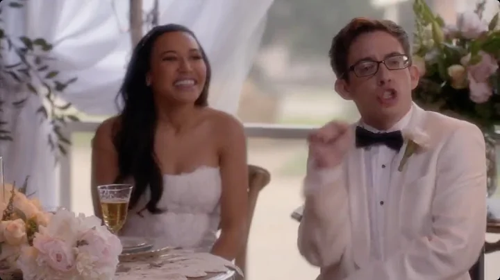 Hey Ya! - Glee Cast - Kevin McHale, Samantha Marie...