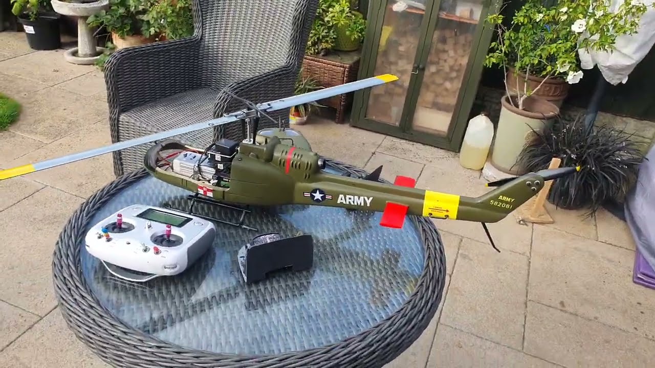 Flywing Uh1 v4 huey rc heli
