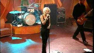 The Cardigans Live in Shepherds Bush Empire London 1996 (6) - Plain Parade