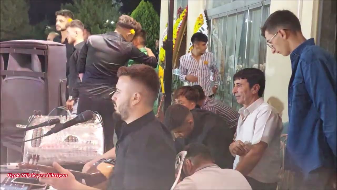 Aziz ve Ahmet Baltak Keklik olsam Hey yey ırmak kenarından 6 53 Dakika