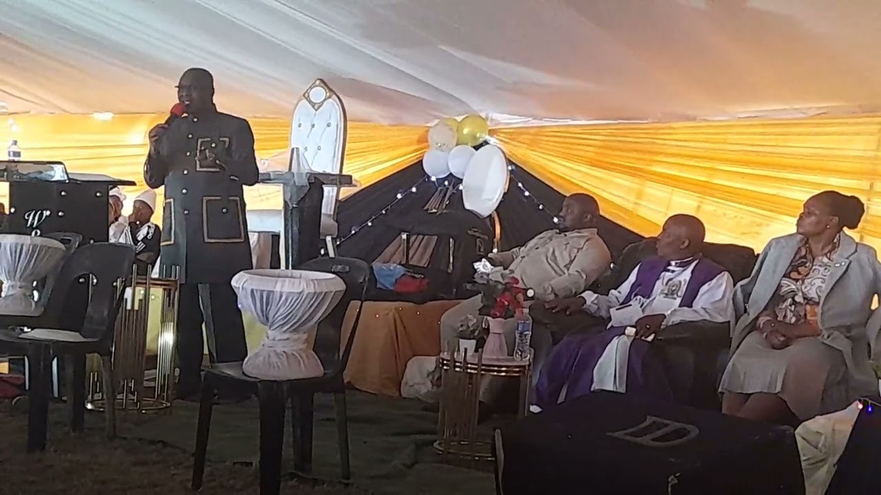 Bishop P.R Chiliza at Mt Ayliff EC ORDINATION Part 1: Yazisa Umam' Mfundisi