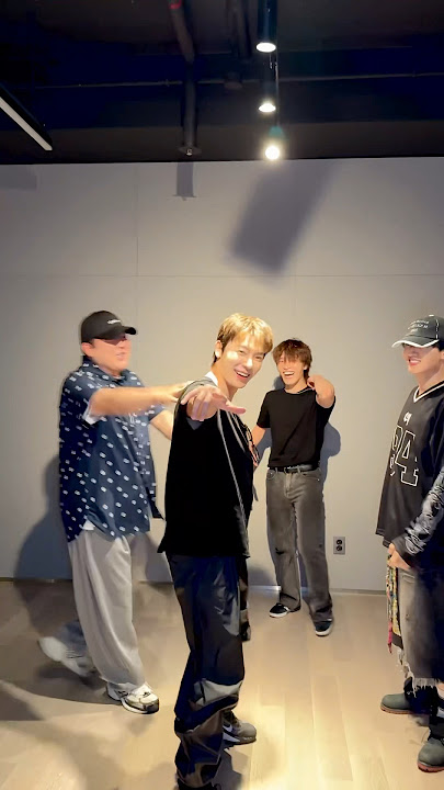 Express Mode with #DINO #SUPERJUNIOR #SHINDONG #EUNHYUK #DONGHAE #SEVENTEEN #ExpressMode