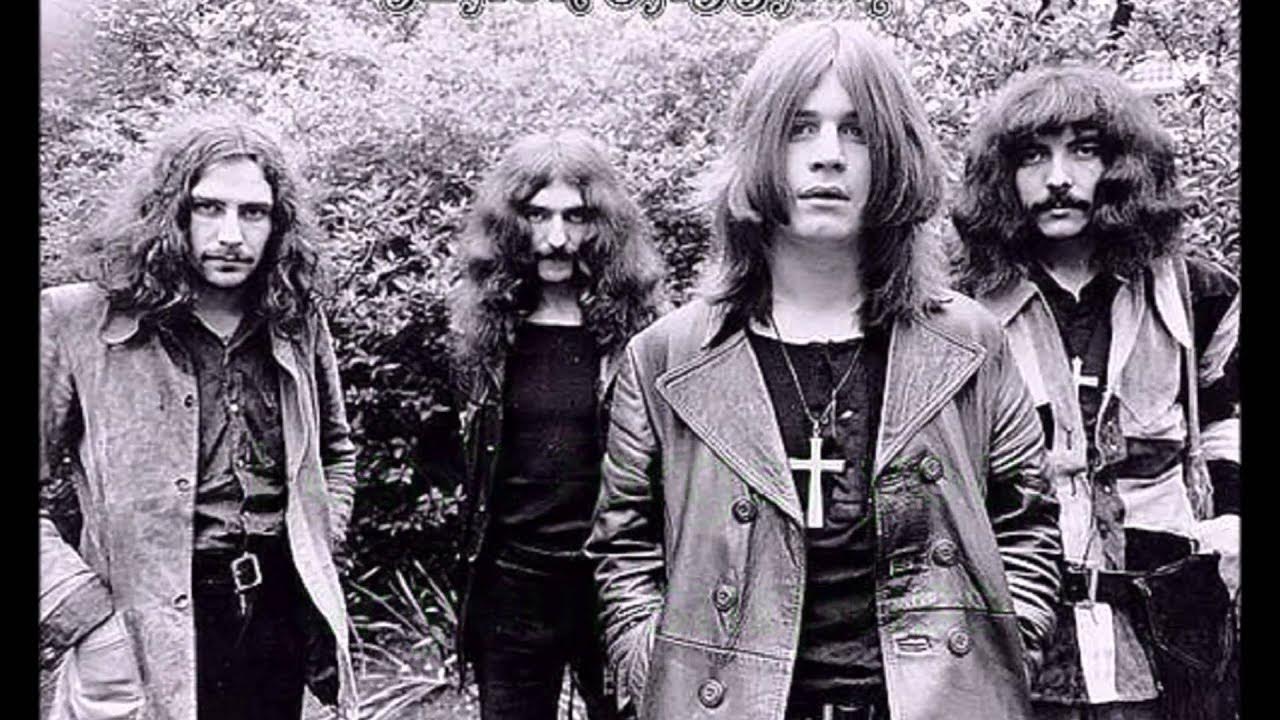 Black Sabbath - Sweet Leaf w/ Lyrics onscreen Black Sabbath - Sweet Leaf w/ Lyrics onscreen