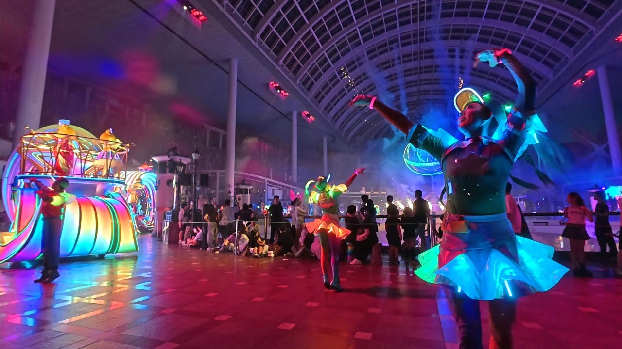 [4K] 2025.09.05 롯데월드 월드 오브 라이트 퍼레이드 - World Of Light Parade, Lotte World