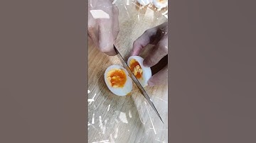 Mẹo luộc trứng lòng đào ngon  Bạn thích mấy phút #giadungthongminh #shorts