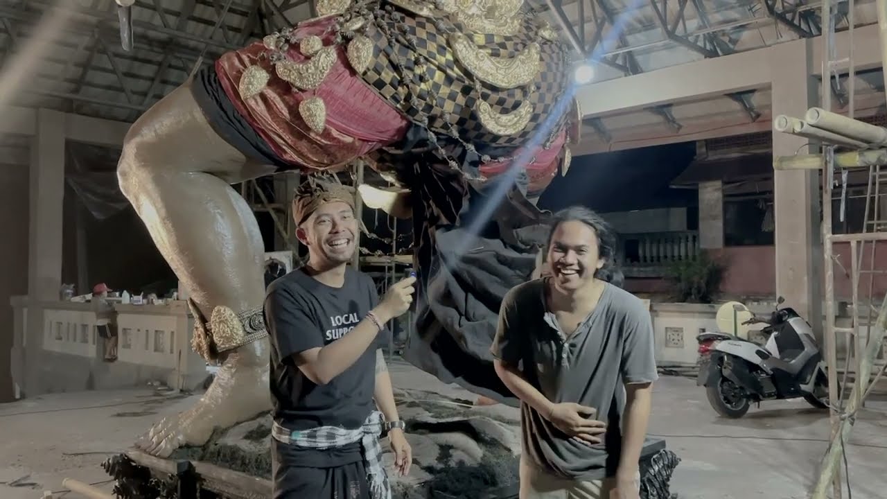 GREBEK BANJAR PENUTUP KE TAMPAK SIRING DAN TEGALLALANG || VLOG SING MAIN - MAIN